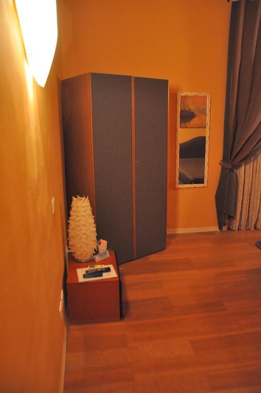 B&B Al Canto Del Cavour Pistoia Room photo